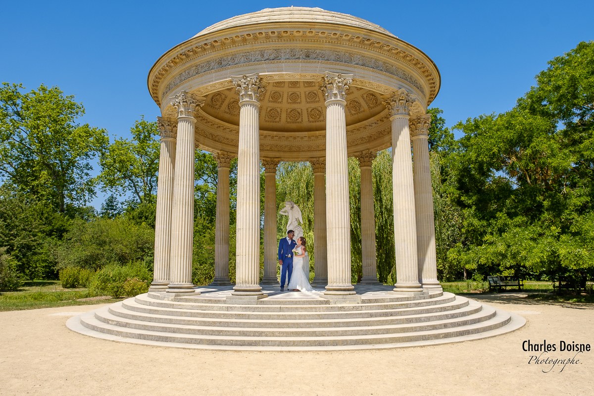 Featured image for “Vous recherchez un photographe de mariage à Versailles ?”